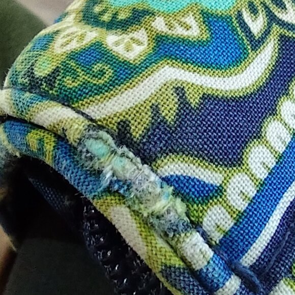 Vera Bradley Retired Rhythm & Blues Turn lock Quilted Wallet - Picture 11 of 15